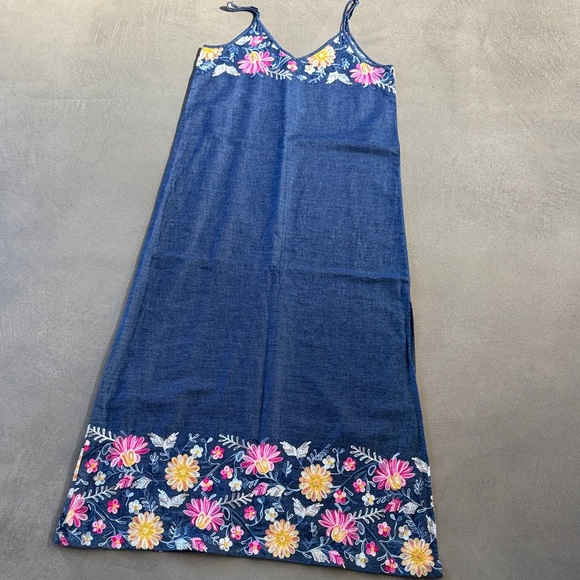 Size M - Picture 1 of 3